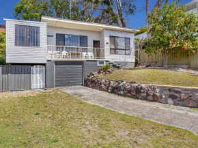 Ronem Cottage 5 Gloucester Street, Nelson Bay